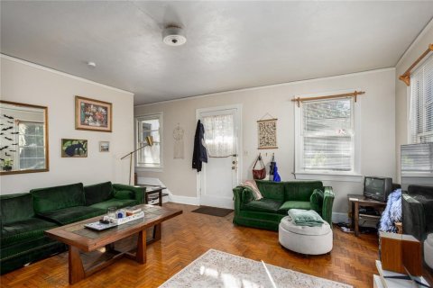 Immobilier commercial à vendre à Gainesville, Floride: 9 chambres, 400.59 m2 № 2422777 - photo 19