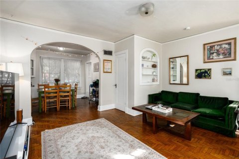 Immobilier commercial à vendre à Gainesville, Floride: 9 chambres, 400.59 m2 № 2422777 - photo 18