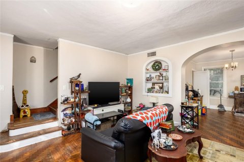Immobilier commercial à vendre à Gainesville, Floride: 9 chambres, 400.59 m2 № 2422777 - photo 26