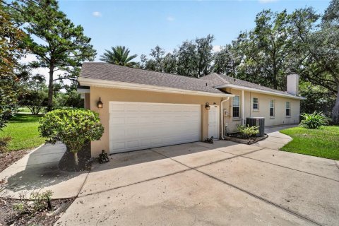 Villa ou maison à vendre à Ocala, Floride: 3 chambres, 211.91 m2 № 2306300 - photo 8
