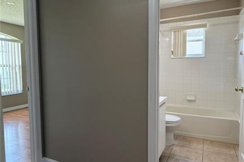 Casa en alquiler en Kissimmee, Florida, 3 dormitorios, 109.16 m2 № 1915552 - foto 17