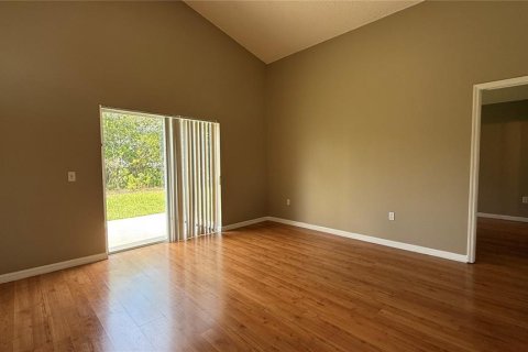 Casa en alquiler en Kissimmee, Florida, 3 dormitorios, 109.16 m2 № 1915552 - foto 9