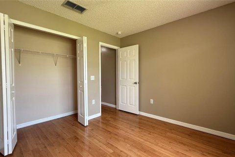 Casa en alquiler en Kissimmee, Florida, 3 dormitorios, 109.16 m2 № 1915552 - foto 19