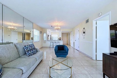 Condominio en venta en Tarpon Springs, Florida, 2 dormitorios, 98.94 m2 № 2406701 - foto 18