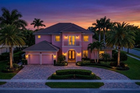 House in Boynton Beach, Florida 6 bedrooms, 421.59 sq.m. № 2181429 - photo 3