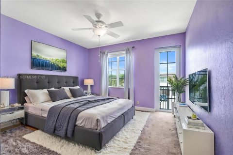 House in Boynton Beach, Florida 6 bedrooms, 421.59 sq.m. № 2181429 - photo 15