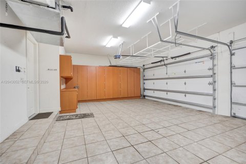 House in Boynton Beach, Florida 6 bedrooms, 421.59 sq.m. № 2181429 - photo 28