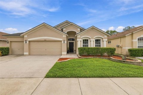 Villa ou maison à vendre à Zephyrhills, Floride: 4 chambres, 193.24 m2 № 2407159 - photo 2