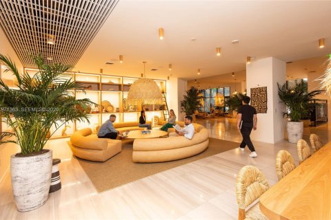 Снять в аренду квартиру в Форт-Лодердейл, Флорида 3 спальни, 127.37м2, № 2032146 - фото 14