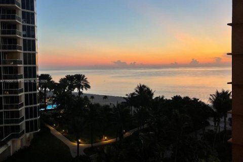 Copropriété à louer à Sunny Isles Beach, Floride: 38.09 m2 № 1878690 - photo 7
