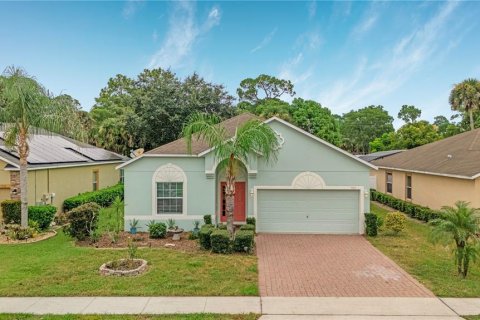 House in Port Orange, Florida 3 bedrooms, 143.53 sq.m. № 2314156 - photo 2