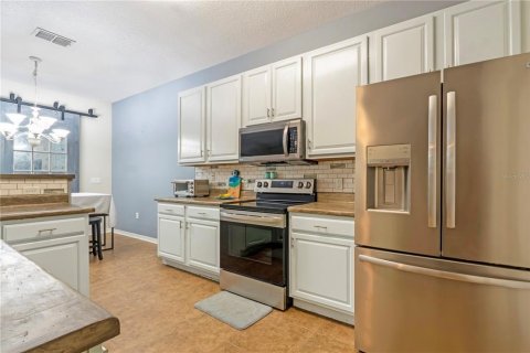 House in Port Orange, Florida 3 bedrooms, 143.53 sq.m. № 2314156 - photo 15