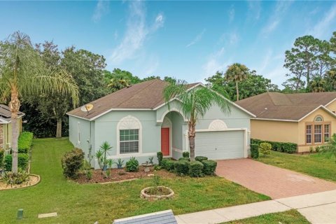 House in Port Orange, Florida 3 bedrooms, 143.53 sq.m. № 2314156 - photo 3
