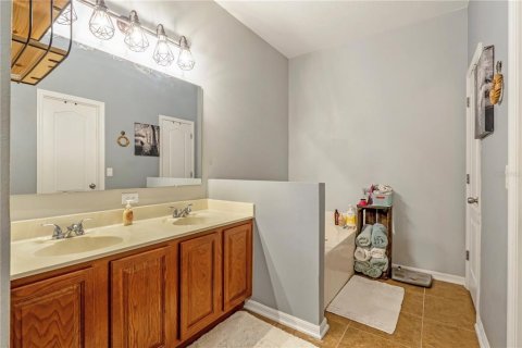 House in Port Orange, Florida 3 bedrooms, 143.53 sq.m. № 2314156 - photo 20