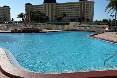 Condominio en alquiler en Madeira Beach, Florida, 1 dormitorio, 75.72 m2 № 2218070 - foto 19
