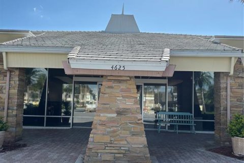 Condominio en alquiler en Madeira Beach, Florida, 1 dormitorio, 75.72 m2 № 2218070 - foto 17