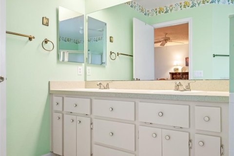 Casa en venta en Leesburg, Florida, 3 dormitorios, 175.59 m2 № 1912969 - foto 17