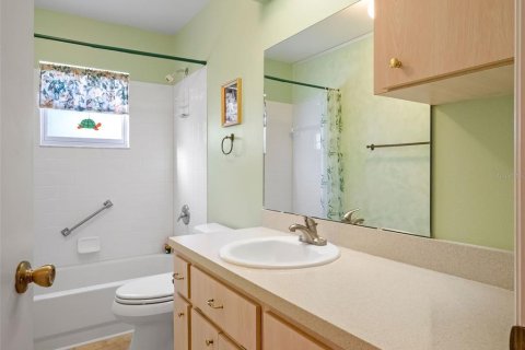 Casa en venta en Leesburg, Florida, 3 dormitorios, 175.59 m2 № 1912969 - foto 19