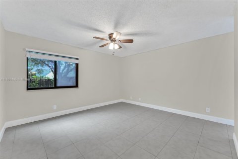 Casa en venta en Sunrise, Florida, 4 dormitorios, 158.58 m2 № 1932839 - foto 21