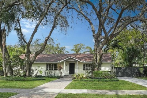 Casa en alquiler en Sarasota, Florida, 3 dormitorios, 209.87 m2 № 1869588 - foto 1