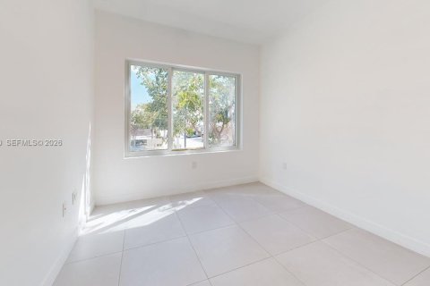 Купить таунхаус в Хомстед, Флорида 4 спальни, 131.74м2, № 2032016 - фото 6