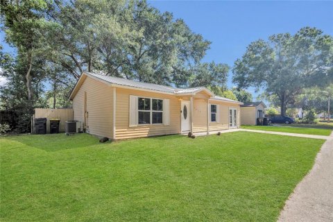 House in Bartow, Florida 3 bedrooms, 112.88 sq.m. № 1662410 - photo 3
