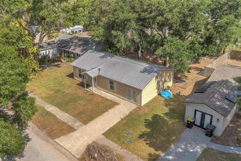 House in Bartow, Florida 3 bedrooms, 112.88 sq.m. № 1662410 - photo 25