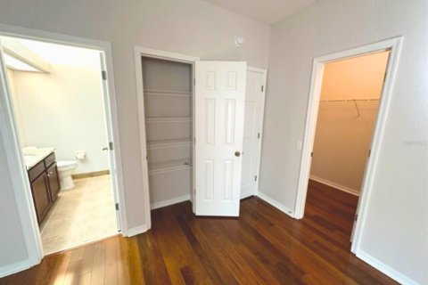 Condo in Winter Haven, Florida, 2 bedrooms № 2237625 - photo 17
