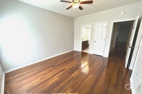 Condo in Winter Haven, Florida, 2 bedrooms № 2237625 - photo 16