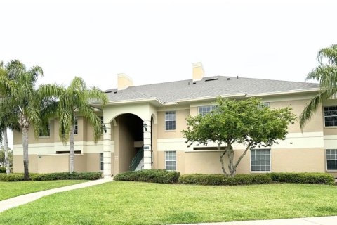 Condo in Winter Haven, Florida, 2 bedrooms  № 2237625