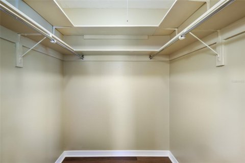 Villa ou maison à vendre à Sarasota, Floride: 2 chambres, 164.44 m2 № 2418566 - photo 25