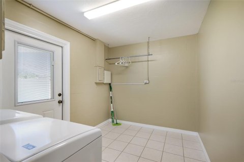 Villa ou maison à vendre à Sarasota, Floride: 2 chambres, 164.44 m2 № 2418566 - photo 20
