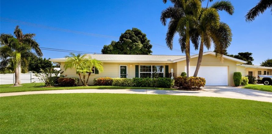 Villa ou maison à Sarasota, Floride 2 chambres, 164.44 m2 № 2418566