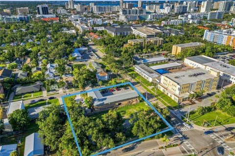 Commercial property in Sarasota, Florida 23 bedrooms, 635.27 sq.m. № 2393992 - photo 16