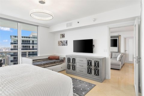 Copropriété à louer à Hallandale Beach, Floride: 3 chambres, 155.61 m2 № 1698868 - photo 17