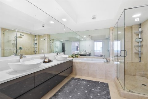 Copropriété à louer à Hallandale Beach, Floride: 3 chambres, 155.61 m2 № 1698868 - photo 20