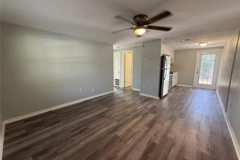 Apartamento en alquiler en Englewood, Florida, 2 dormitorios, 66.33 m2 № 2097481 - foto 2