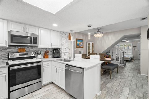 Adosado en venta en Palm Harbor, Florida, 2 dormitorios, 107.86 m2 № 1803763 - foto 8