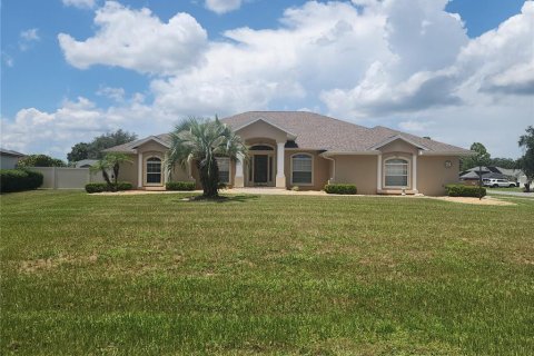 Casa en venta en Ocala, Florida, 4 dormitorios, 225.66 m2 № 1870094 - foto 1