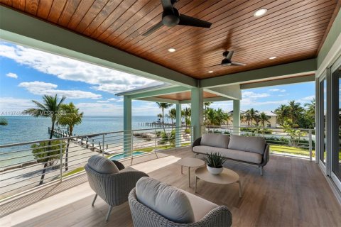 Casa en venta en Islamorada, Village of Islands, Florida, 6 dormitorios, 705.13 m2 № 2040182 - foto 20