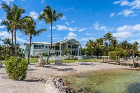 Villa ou maison à Islamorada, Village of Islands, Floride 6 chambres, 705.13 m2 № 2040182