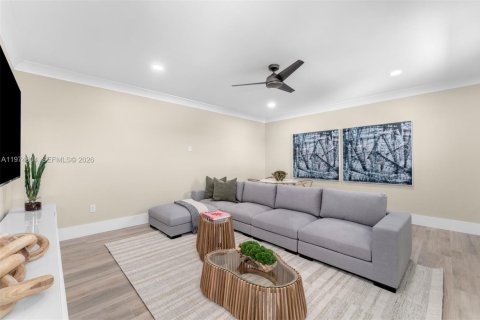 Casa en venta en Islamorada, Village of Islands, Florida, 6 dormitorios, 705.13 m2 № 2040182 - foto 30