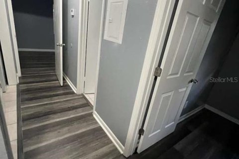Villa ou maison à louer à Tampa, Floride: 3 chambres, 125.98 m2 № 2124596 - photo 15