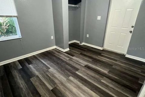 Villa ou maison à louer à Tampa, Floride: 3 chambres, 125.98 m2 № 2124596 - photo 10