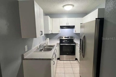 Villa ou maison à louer à Tampa, Floride: 3 chambres, 125.98 m2 № 2124596 - photo 5