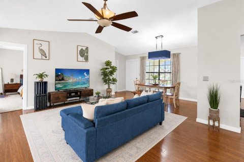 Casa en venta en Orlando, Florida, 3 dormitorios, 119.75 m2 № 2221283 - foto 9