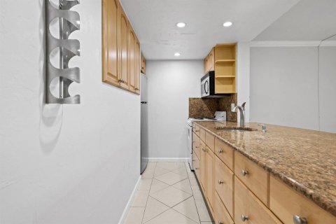 Condominio en alquiler en Fort Lauderdale, Florida, 1 dormitorio, 53.88 m2 № 2147023 - foto 6