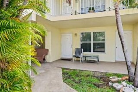 Condominio en alquiler en Fort Lauderdale, Florida, 1 dormitorio, 53.88 m2 № 2147023 - foto 14