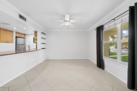 Condominio en alquiler en Fort Lauderdale, Florida, 1 dormitorio, 53.88 m2 № 2147023 - foto 24