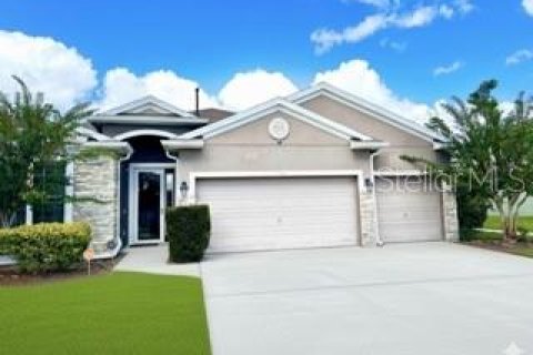 House in Deltona, Florida 4 bedrooms, 217.11 sq.m. № 2267469